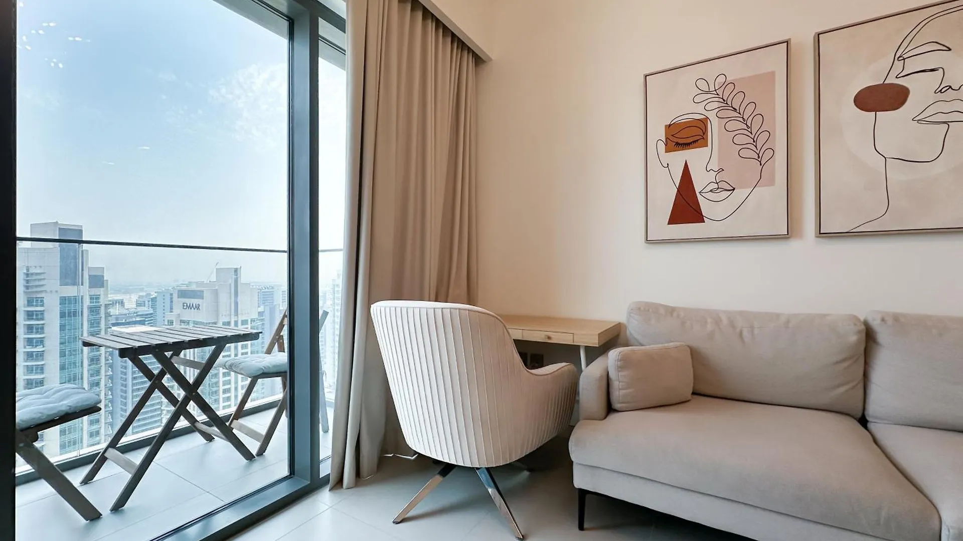 Trophy - Downtown Skyview Residence In 35Th Floor Dubai Apartment