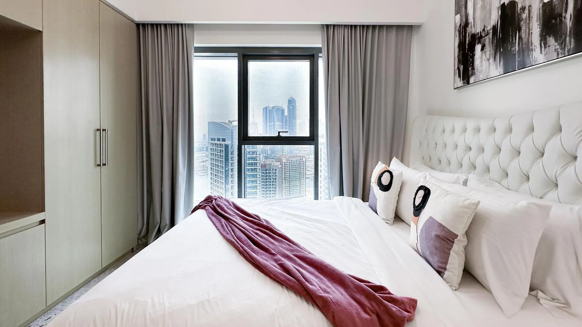 Trophy - Downtown Skyview Residence In 35Th Floor Dubai United Arab Emirates