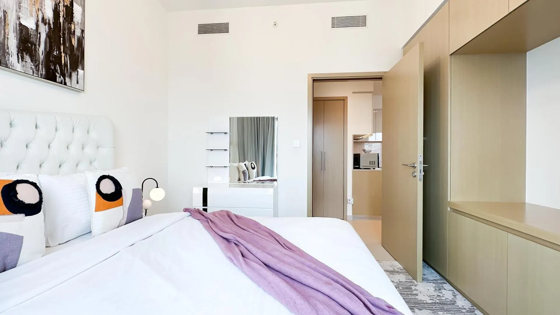 Apartment Trophy - Downtown Skyview Residence In 35Th Floor Dubai United Arab Emirates
